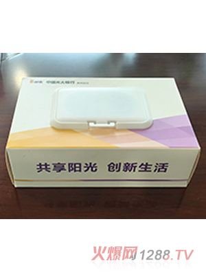 连点式盒装湿巾